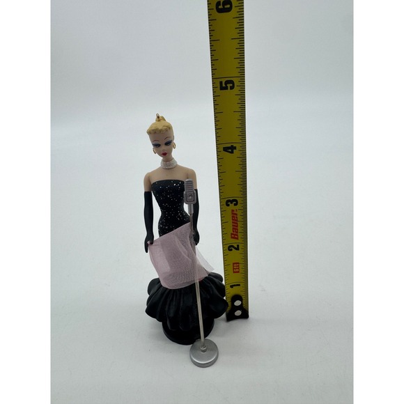 Hallmark Barbie Collector Series Solo in the Spotlight 1995 Keepsake Ornament - Picture 9 of 9